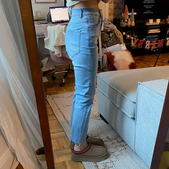 Express Slim Super High Rise Jeans Lt Wash Distressed Sz 4 - Picture 3 of 13